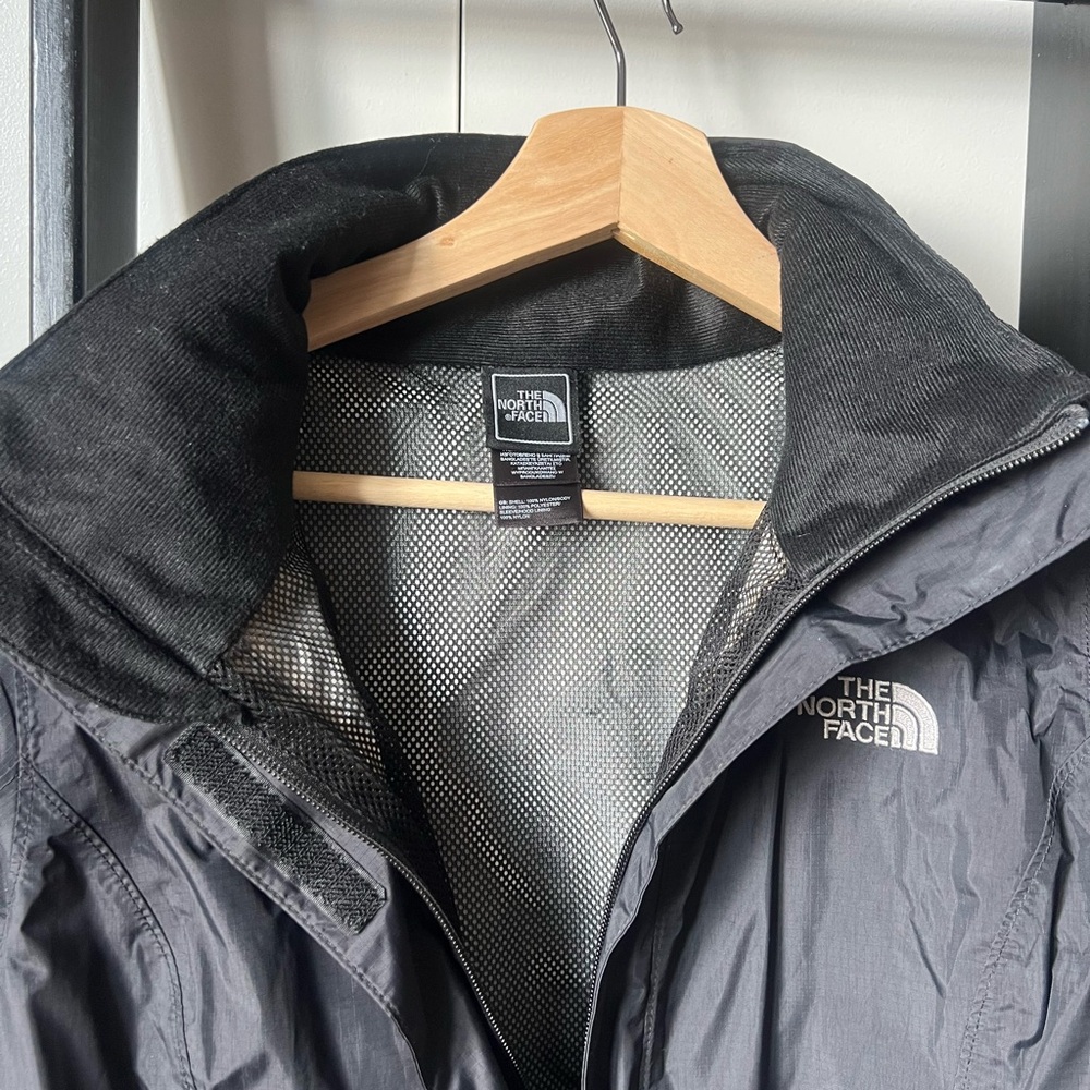 The North Face Women’s Charcoal Performance Jacket